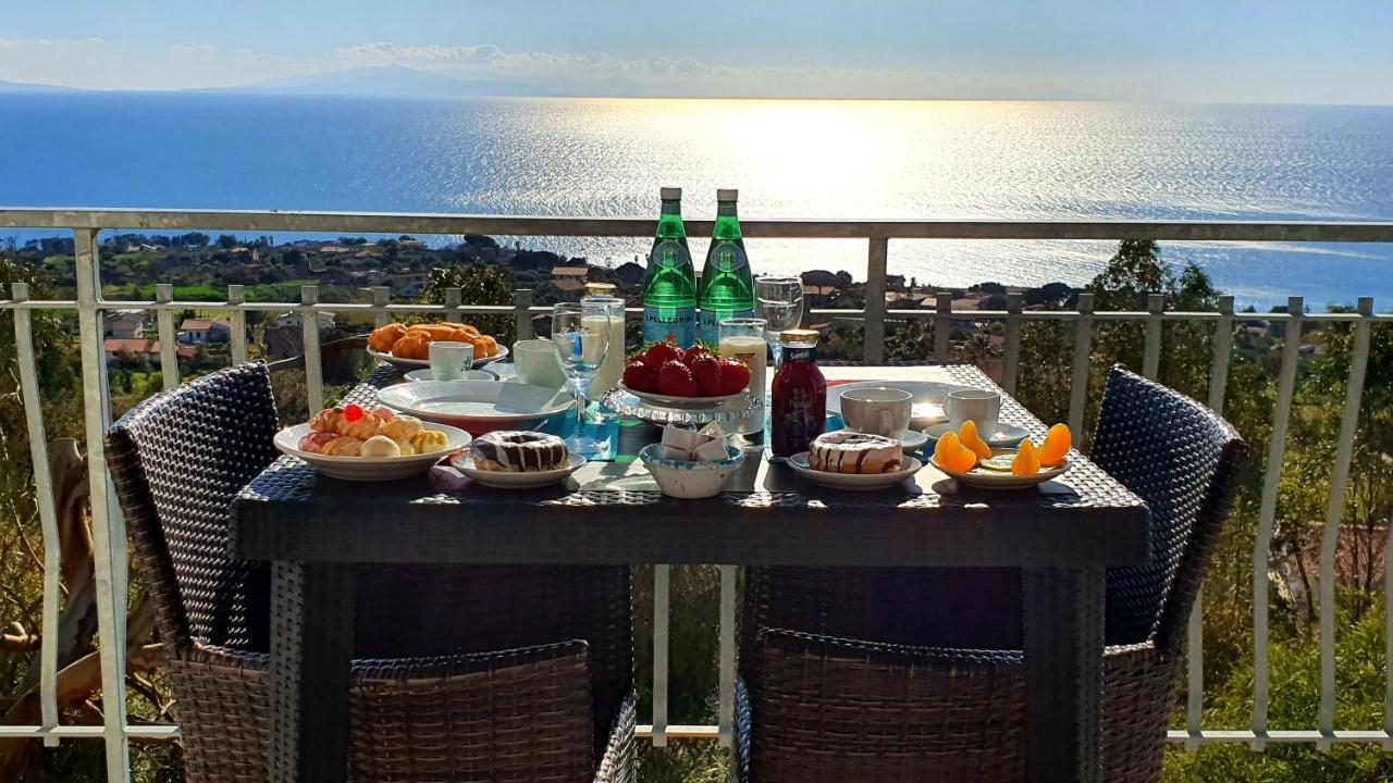 Naturamare Apartments - Piscina Idromassaggio Con Vista Mare Aperta Fino Alle Ore 22-00 Capo Vaticano Luaran gambar