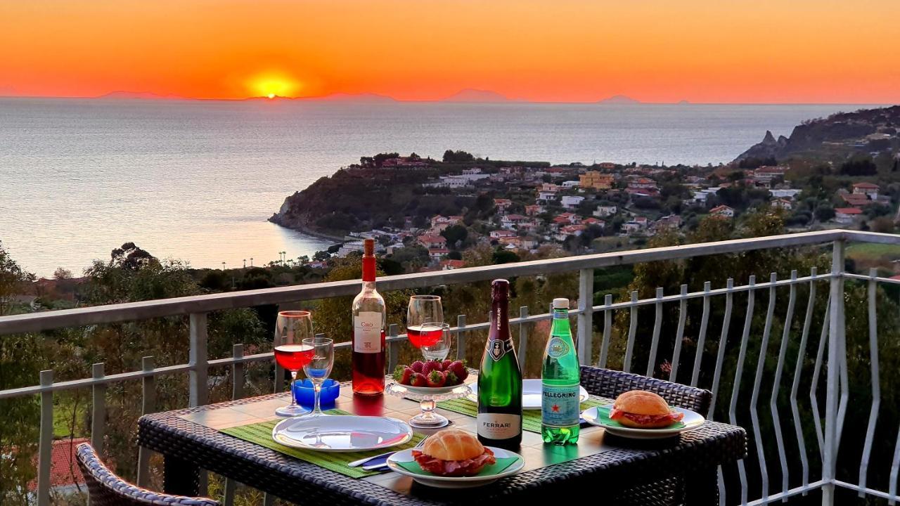 Naturamare Apartments - Piscina Idromassaggio Con Vista Mare Aperta Fino Alle Ore 22-00 Capo Vaticano Luaran gambar