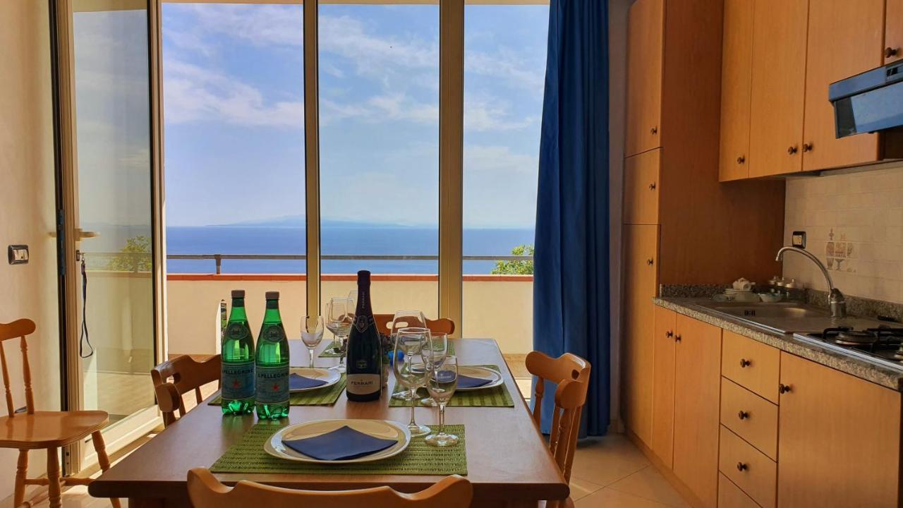 Naturamare Apartments - Piscina Idromassaggio Con Vista Mare Aperta Fino Alle Ore 22-00 Capo Vaticano Luaran gambar